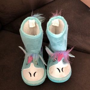 Mukluks unicorn toddler girl boots